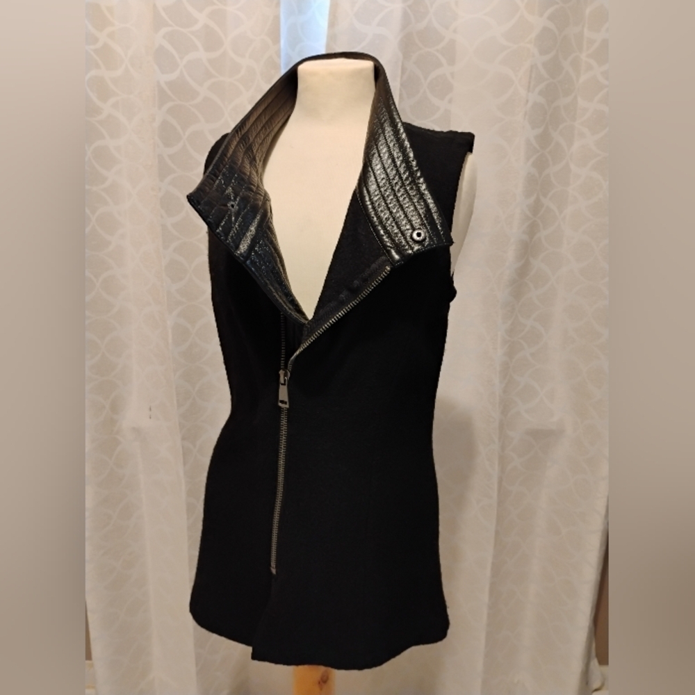 Small Wool Vest Jacket